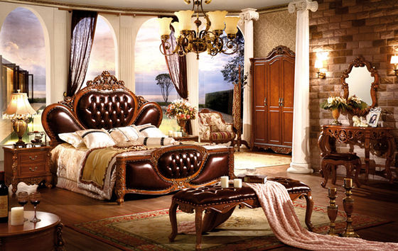 Italy French Antique Royal Luxury European Bedroom Furniture Classic Solid Wood 5PCS
