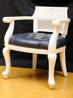 Restaurant Leather Pad Stackable Wood Dining Chairs Handmade Customized Design