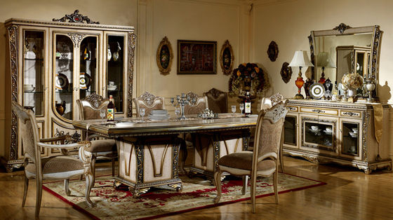 Villa Red Luxury Modern Dining Table Set American Style Dining Furniture ISO14001