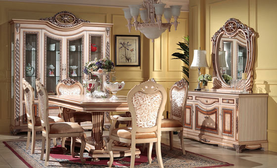 Villa Red Luxury Modern Dining Table Set American Style Dining Furniture ISO14001