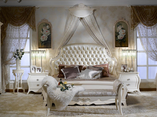 Wooden Carved Luxury European Bedroom Furniture Soft Royal King Size Double Beds